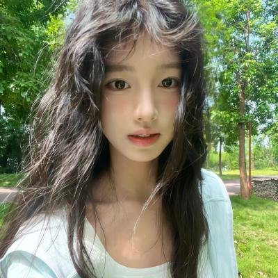 春闺三凤